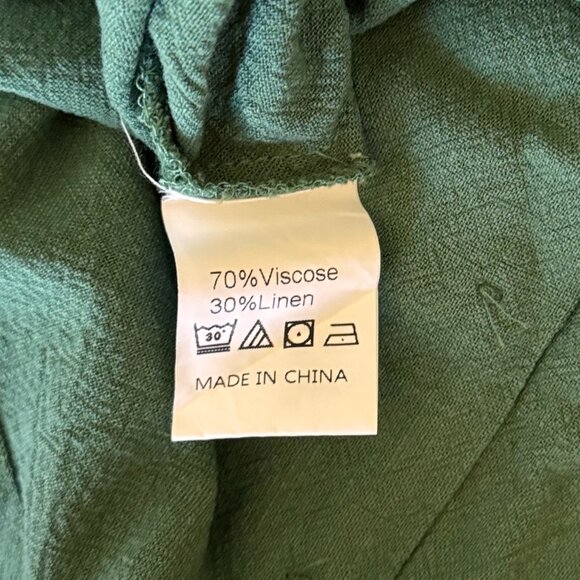 Sleeveless Crop Top - Picture 9 of 9